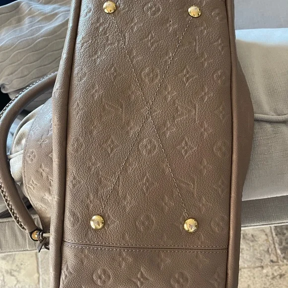 Louis Vuitton ARTSY MM Empriente bag - Picture 9 of 16